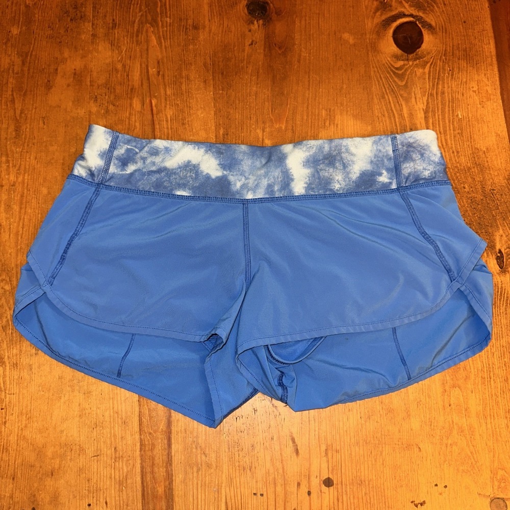 LULULEMON Run Times Shorts Blue Wash Top Blue Color Size Medium 2.5" Inseam